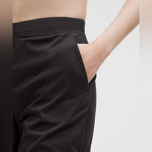 NWT Lululemon Dance Studio Slim-Fit High-Rise Flared Pant **Black Size XXS (2)